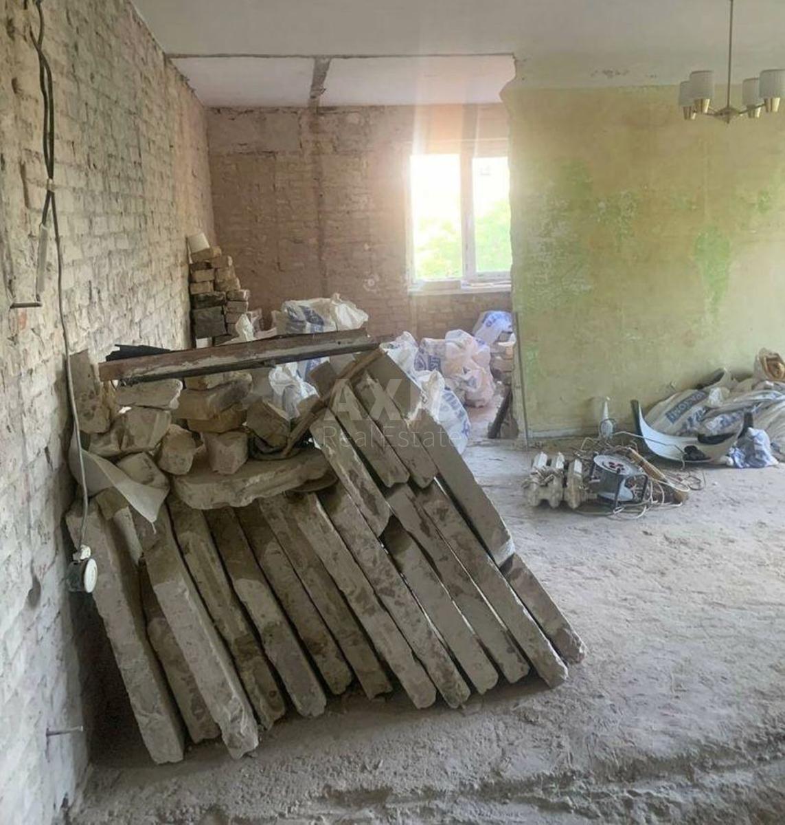 2k apartment vul. Yulia Zdanovska 5/16