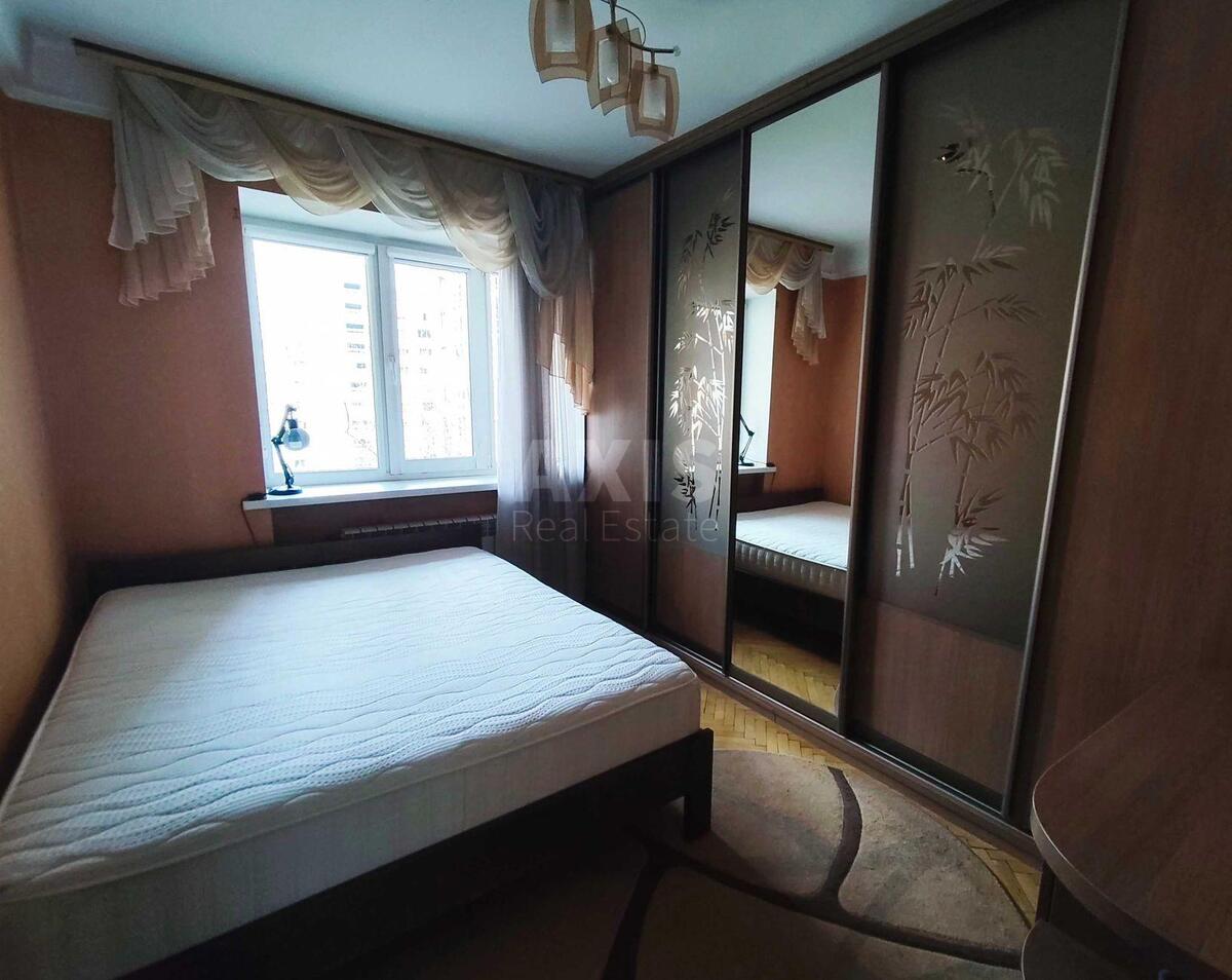 3k apartment vul. Velyka Vasyl'kivs'ka 1027