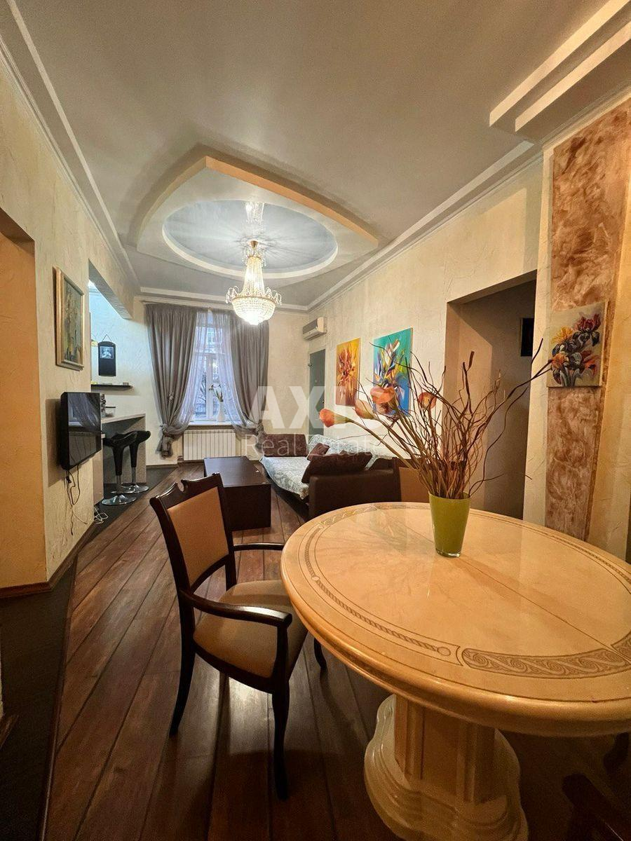 4к квартира ул. Крещатик 25561712