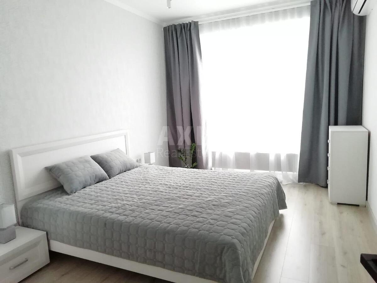 1к квартира ул. Ревуцкого 40570831