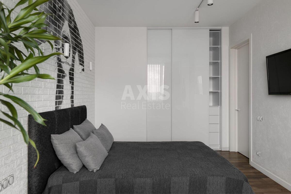 2k apartment vul. Jevgena Konoval'cja 347