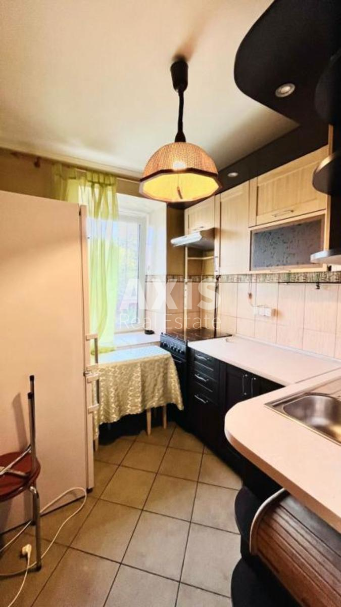 1k apartment vul. Alma-Atyns'ka 64а2