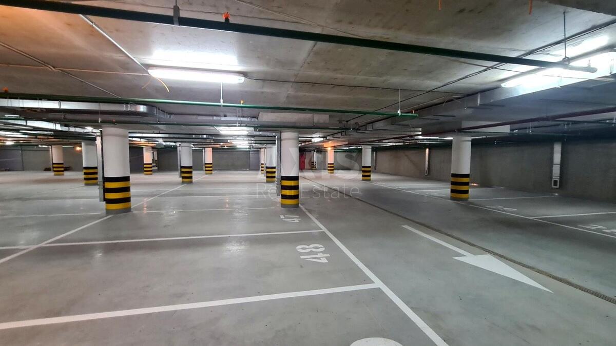 4k apartment vul. L'vivs'ka 156140010