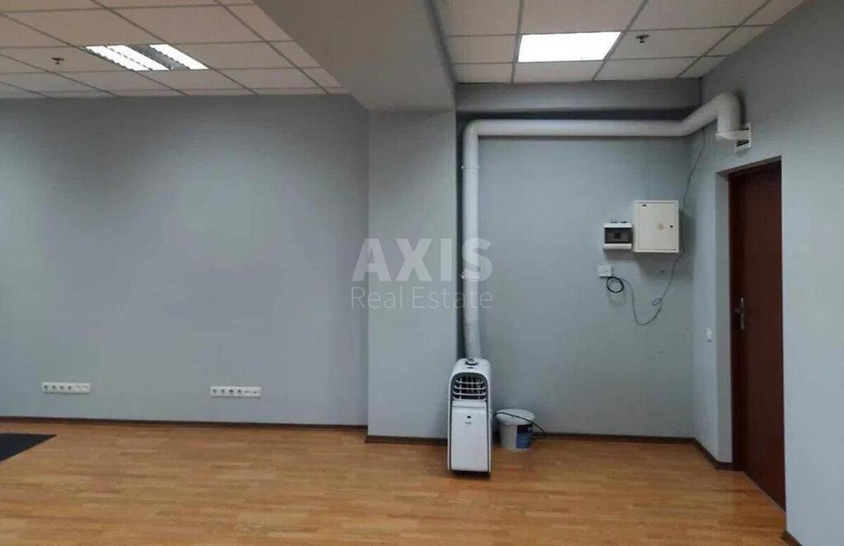 Office vul. Antonovycha 172, 48m20