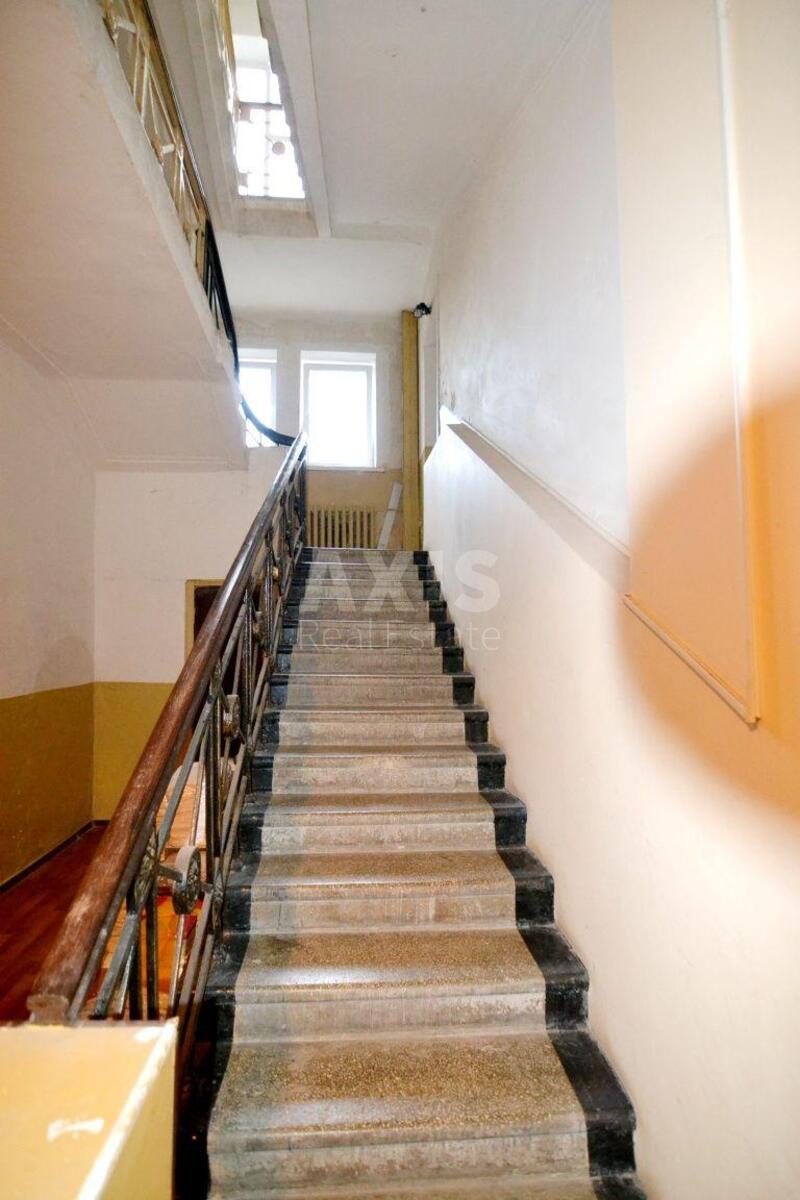 Office vul. Ljuterans'ka 15, 55m25698010