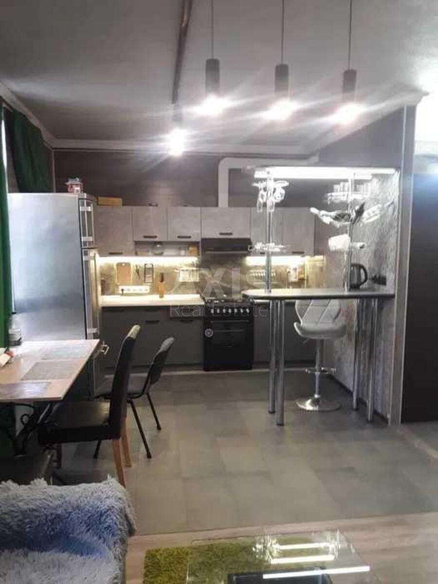 2k apartment pr-t Komarova Kosmonavta 1156394