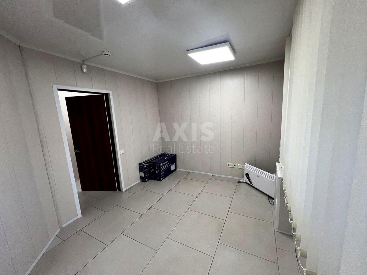 Office vul. Kyrylivs'ka 116А, 60m2611974