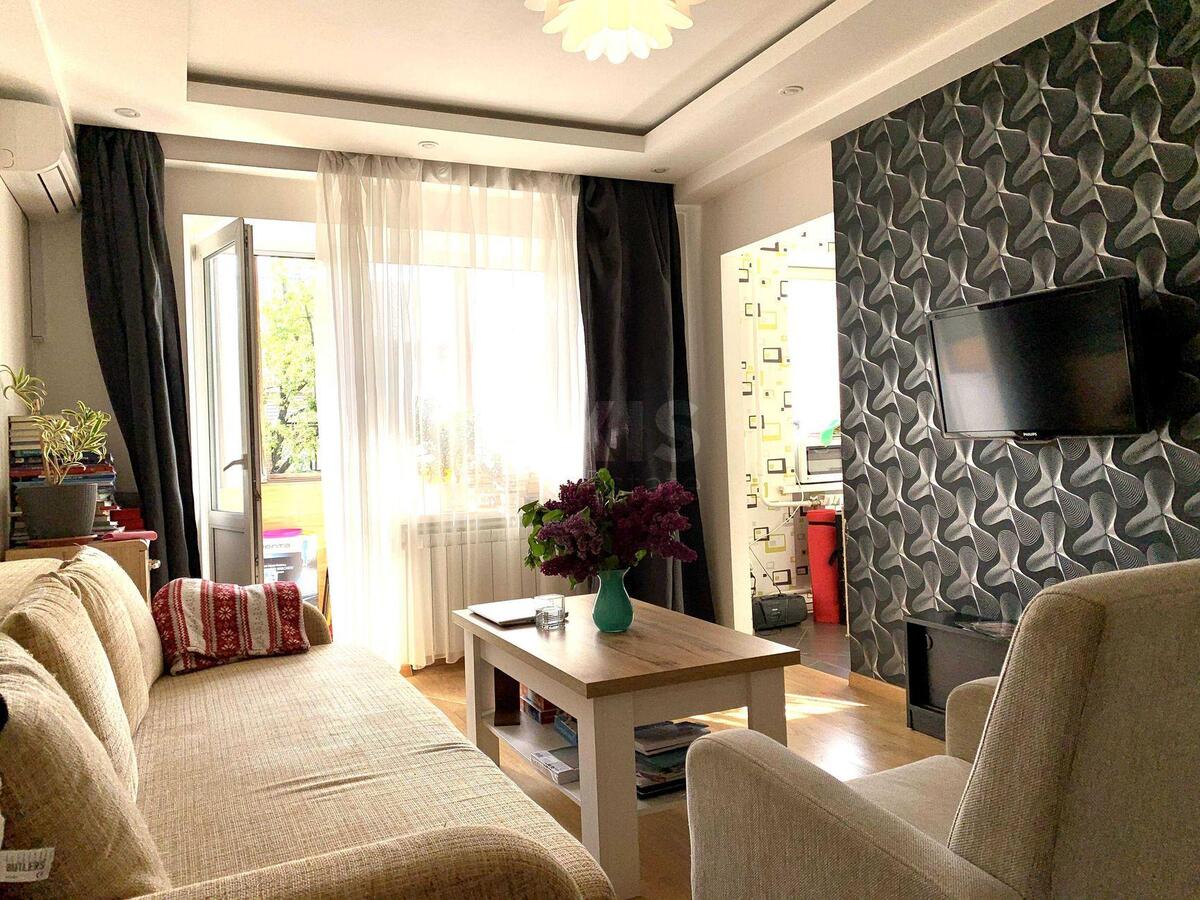 2к квартира ул. Пражская 80