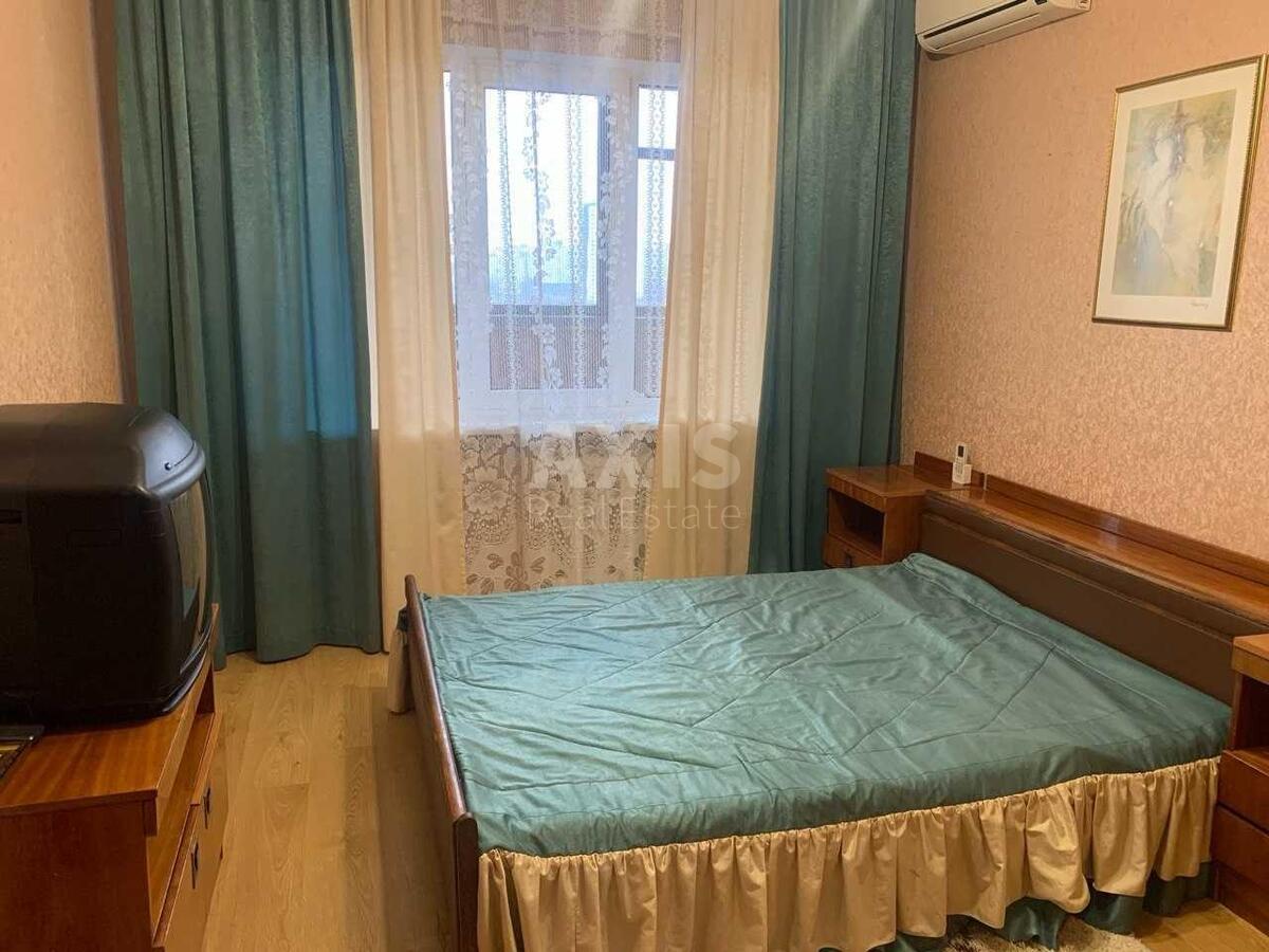 2к квартира ул. Лятошинского 84