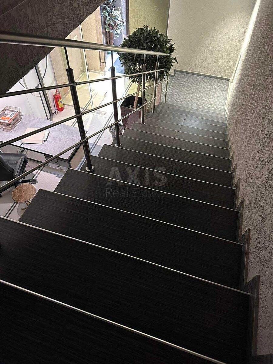 Office vul. Tymoshenka Marshala 21, корп. 6, 200m21