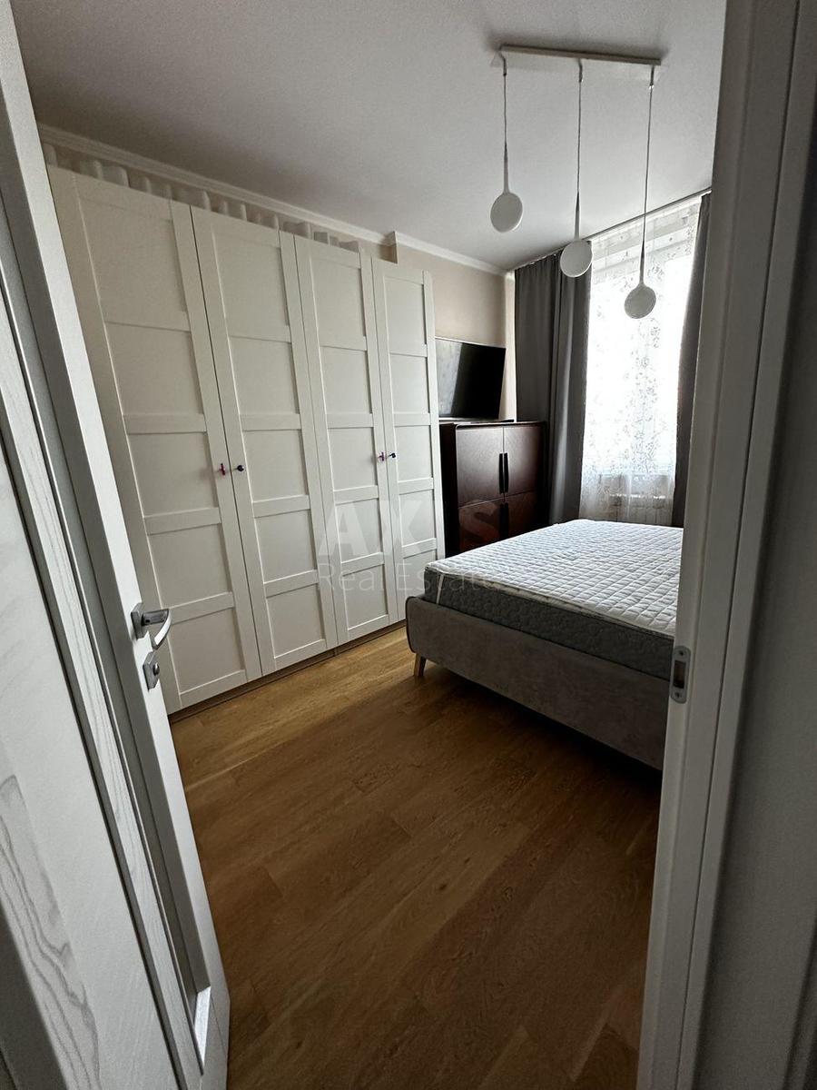 3k apartment vul. Chervonotkac'ka 430