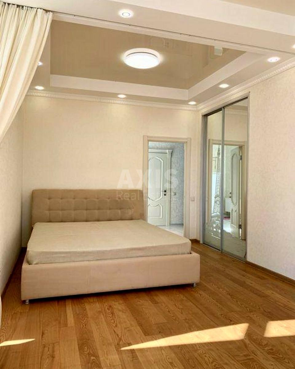 1k apartment vul. Jevgena Konoval'cja 34593344