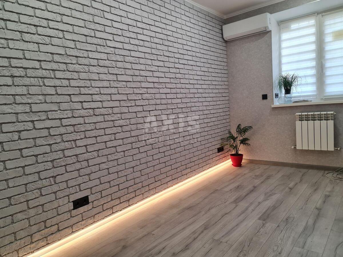 Office vul. Kikvidze 13, 45m211