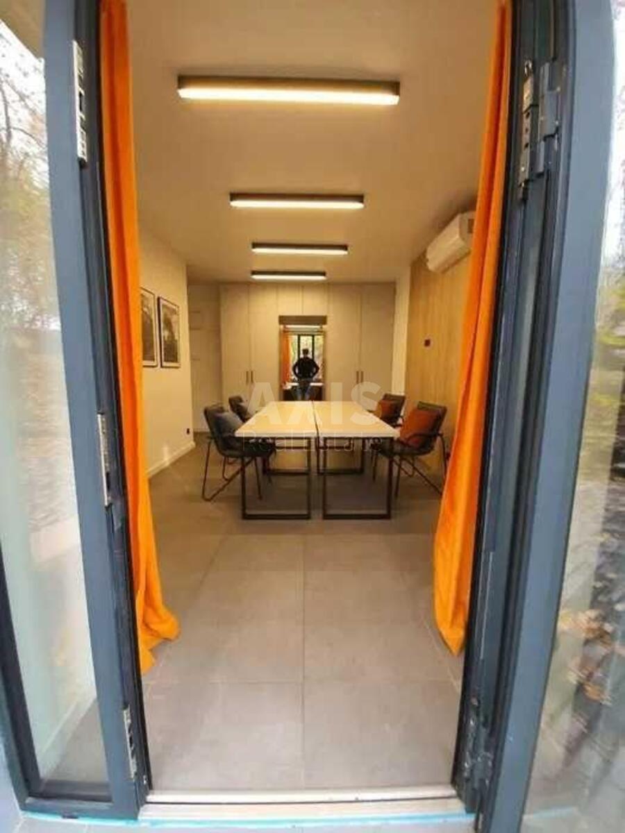 Office prov. Laboratornyj 22, 60m2587100