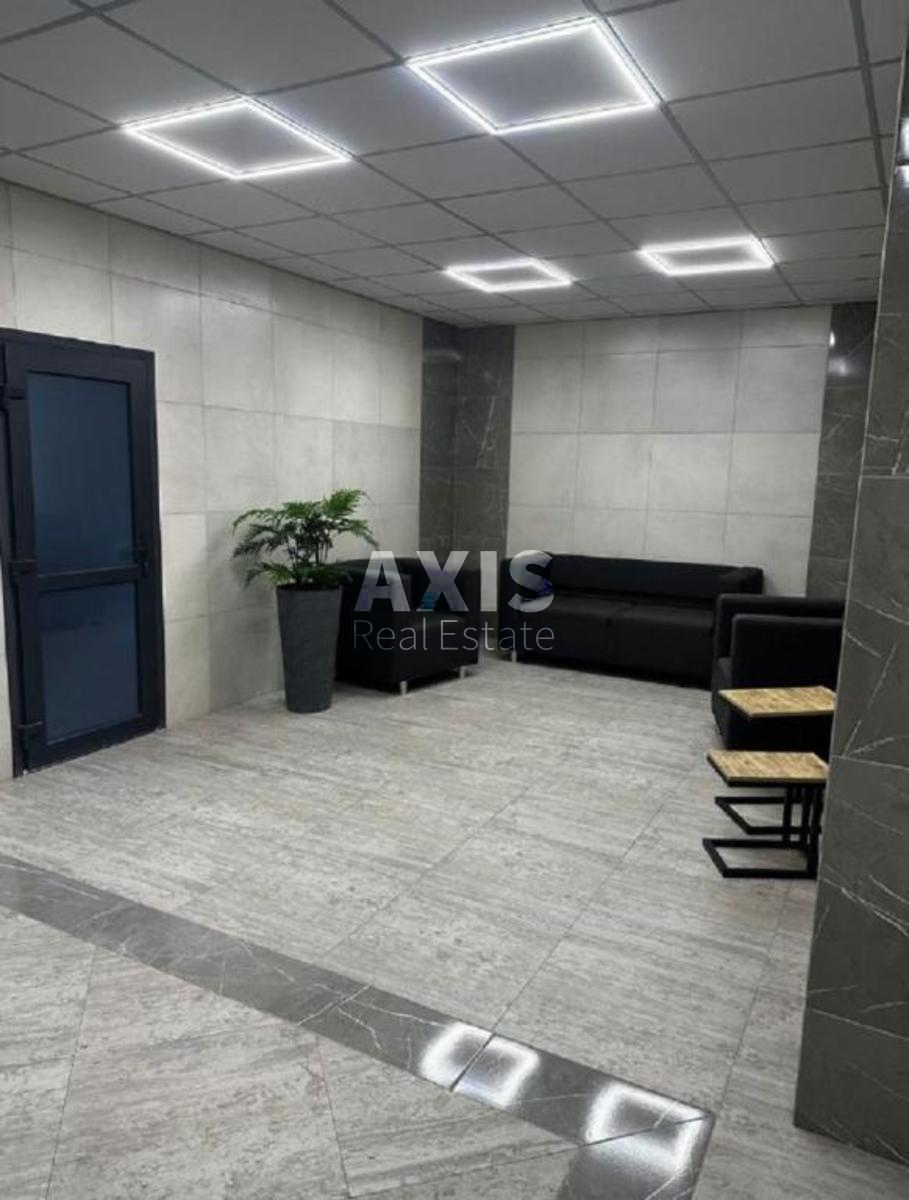 3k apartment vul. Dragomyrova Myhajla 14а0