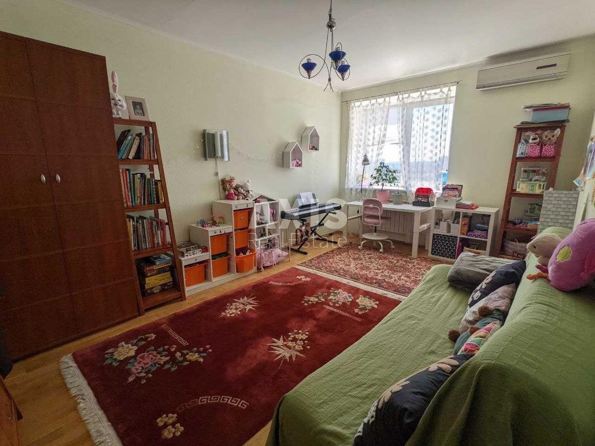 1k apartment bul. Verhovnoi' Rady 21А0