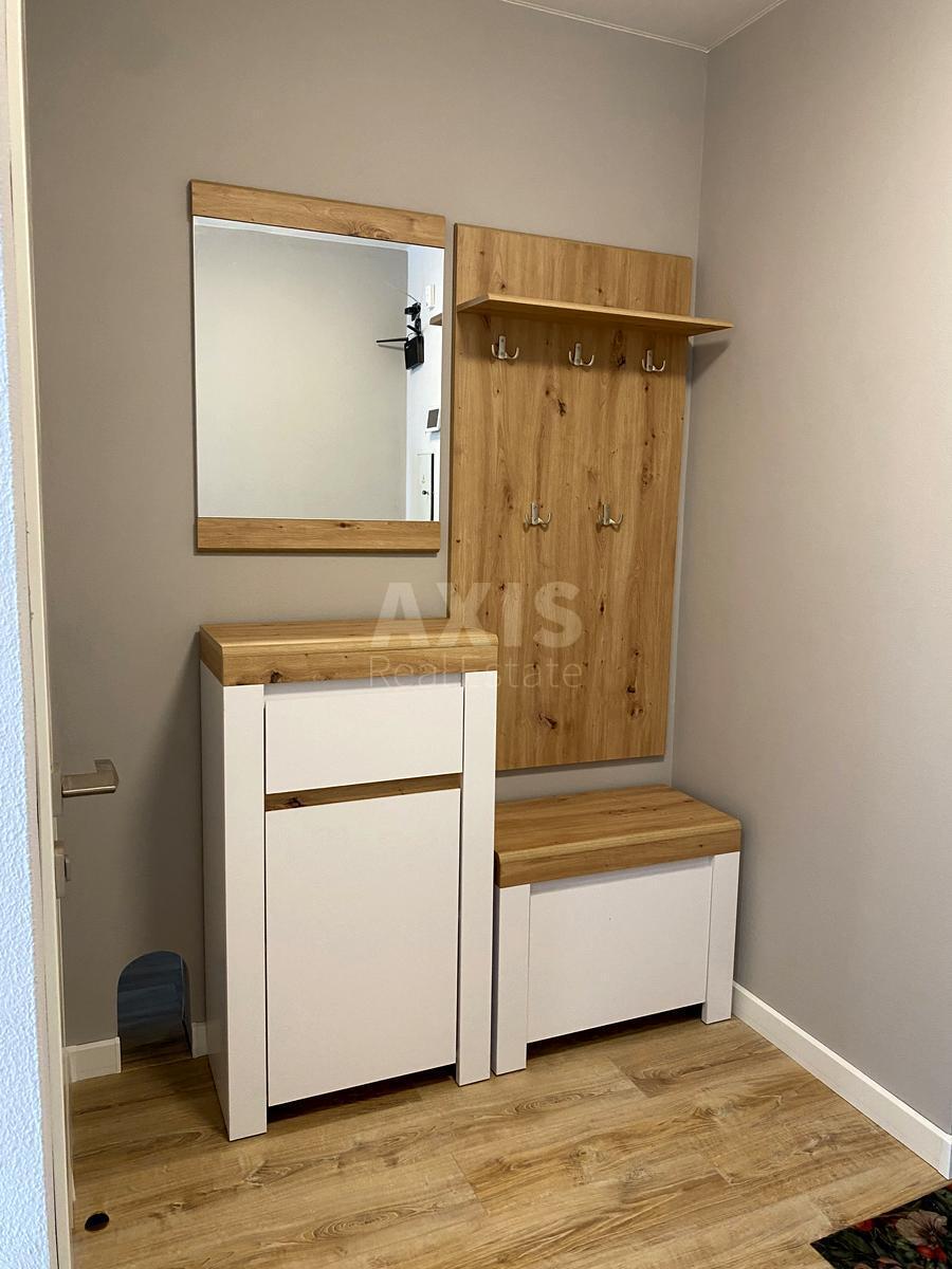 2k apartment vul. Mykil's'ko-Slobids'ka 10589647