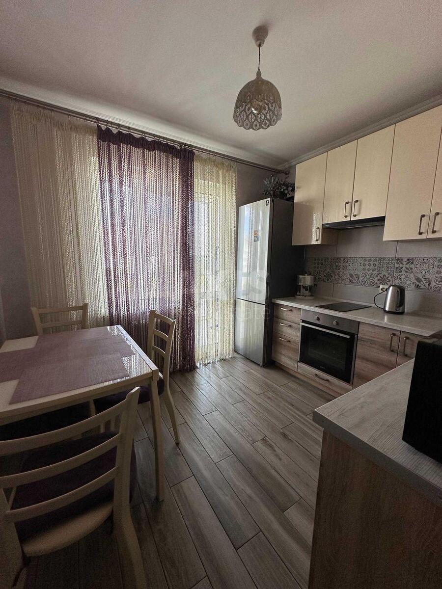 2k apartment vul. Petra Kalnyshevs'kogo 141