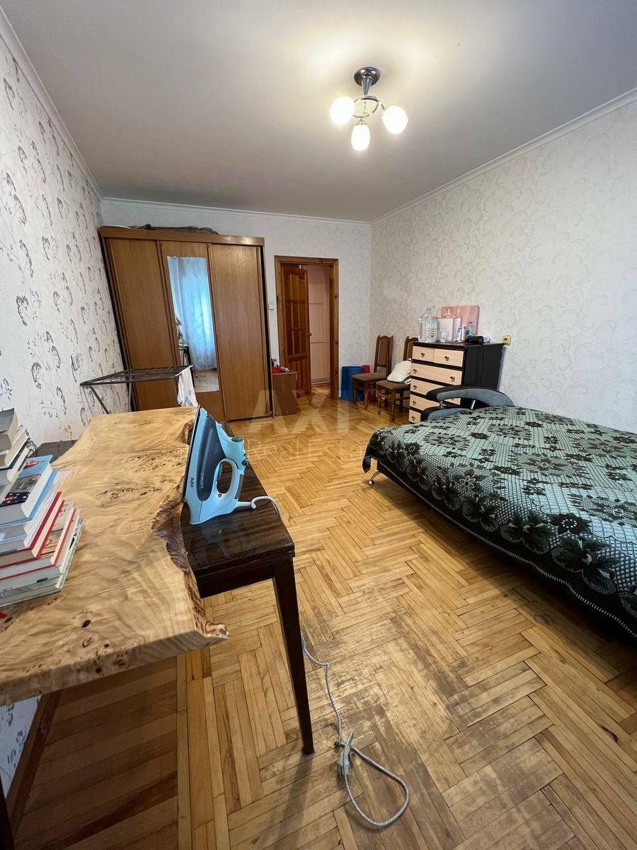 2к квартира ул. Руденко Ларисы 21А1