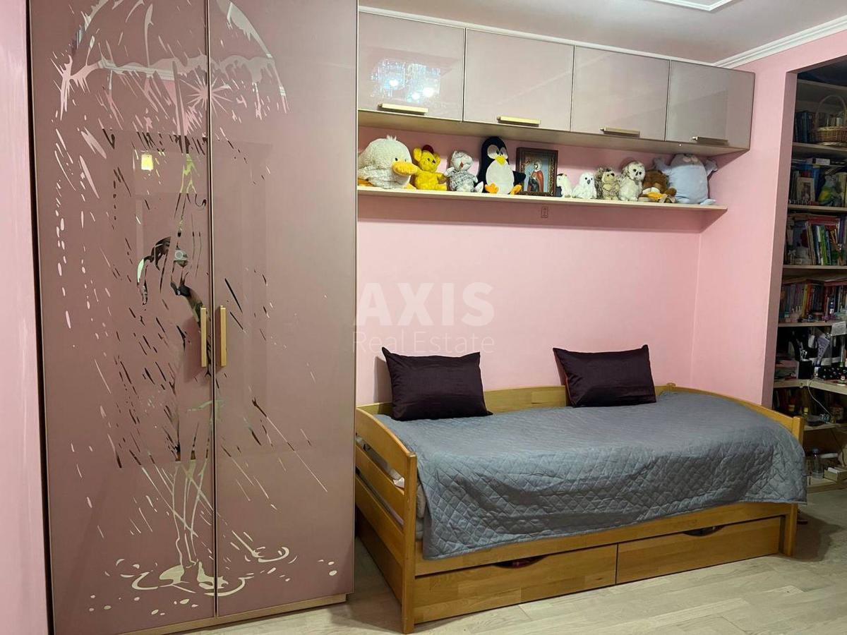 3k apartment vul. Dragomanova 53
