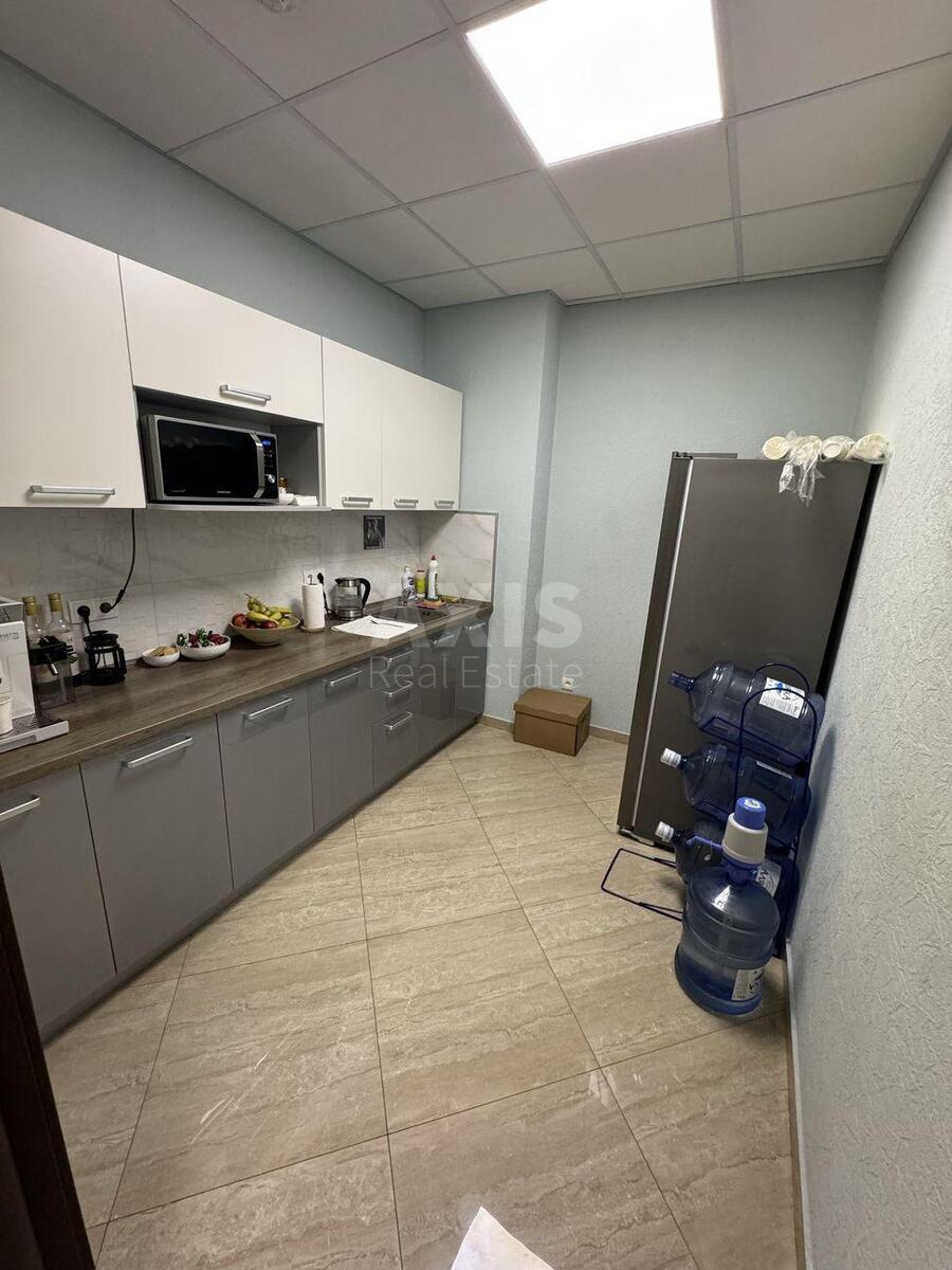 Office vul. Grushevs'kogo Myhajla 9Б, 510m28