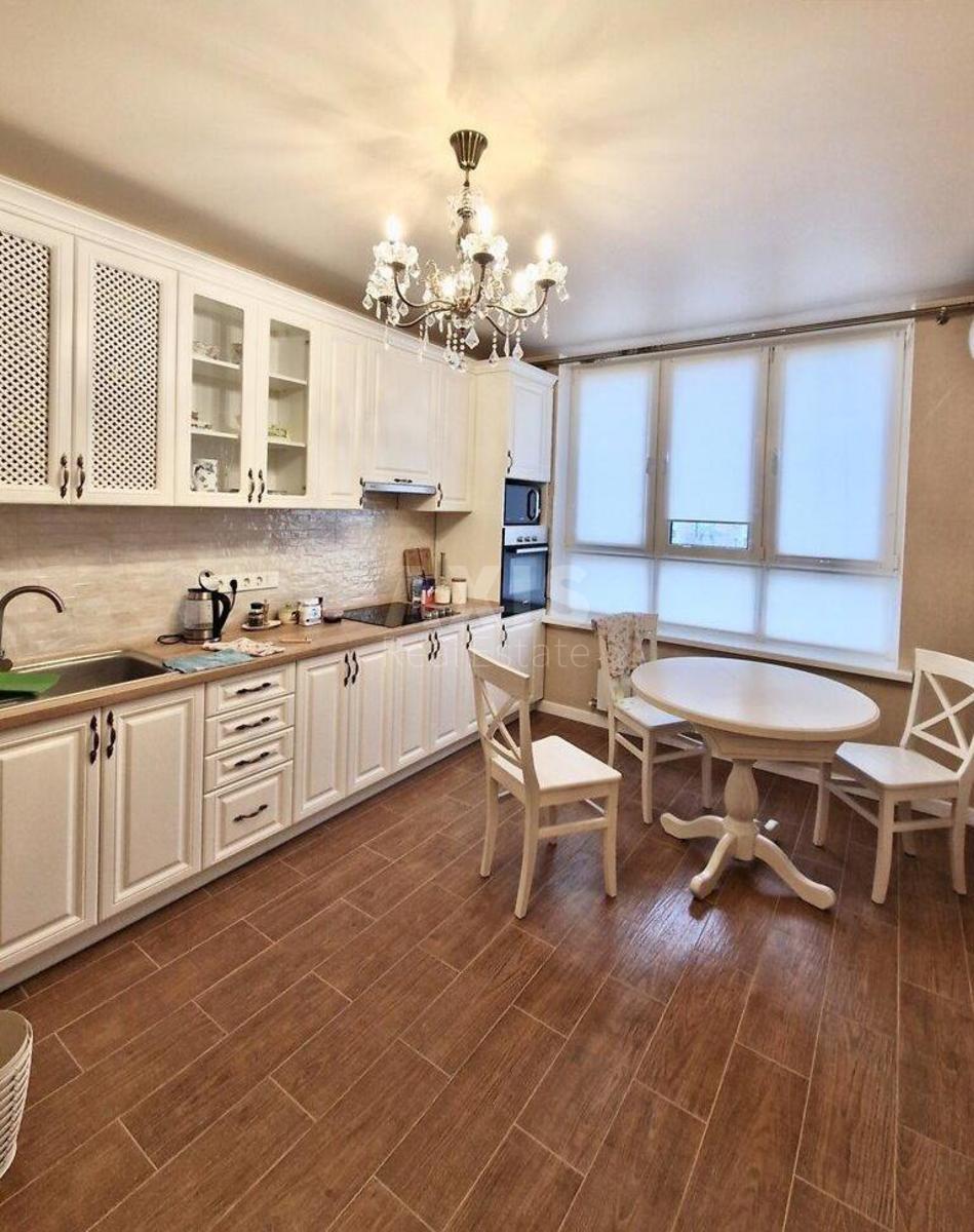 2k apartment vul. Truskavec'ka 6В