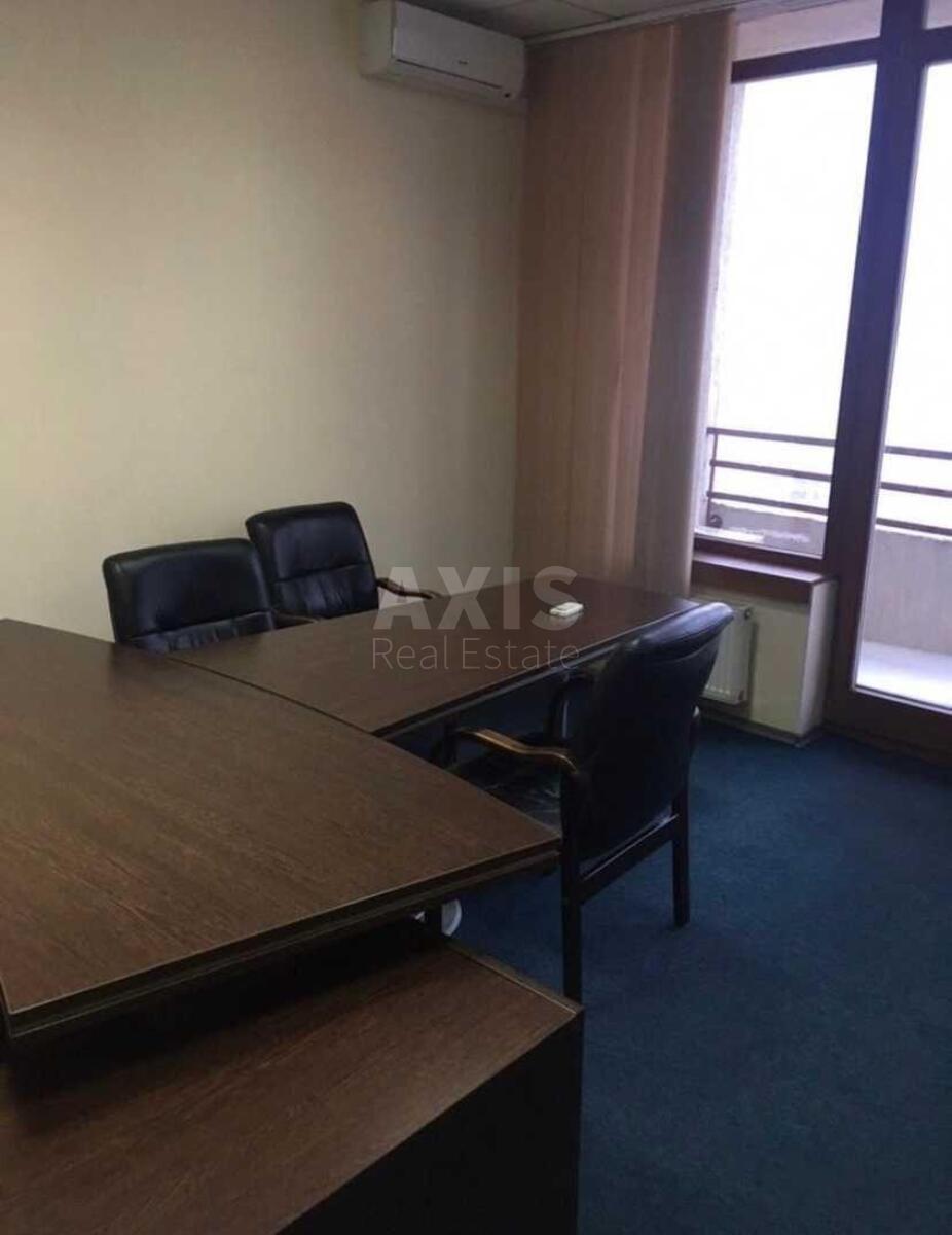 Офис ул. Жилянская 59, 65м24