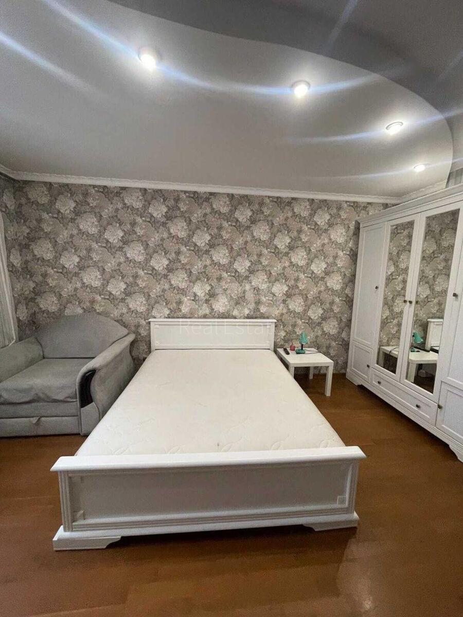 3k apartment vul. Golosii'vs'ka 13597081