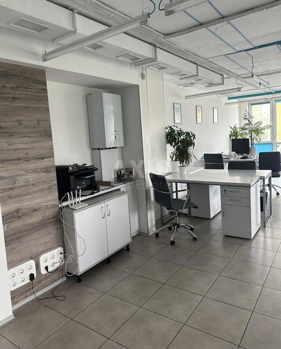Office pr-t Sobornosti 30А, 102m26