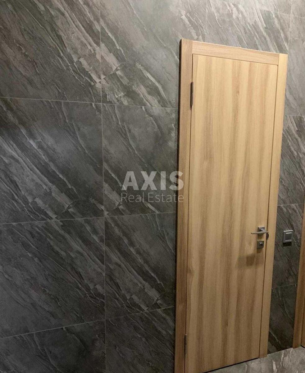 Office uzv. Klovs'kyj 7, 190m22
