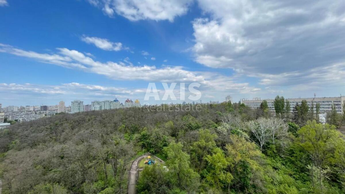 3k apartment vul. Solom'jans'ka 15а9