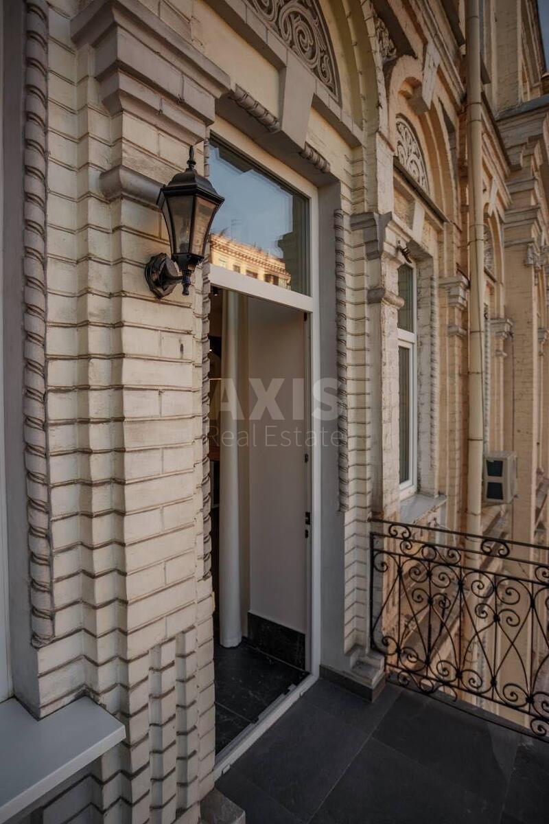 Office vul. Velyka Vasyl'kivs'ka 38, 100m212