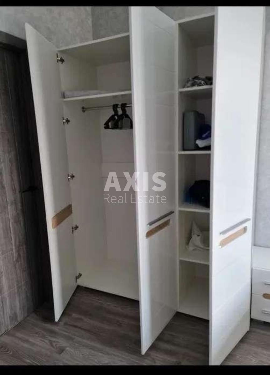 2k apartment vul. Novopol'ova 2316100