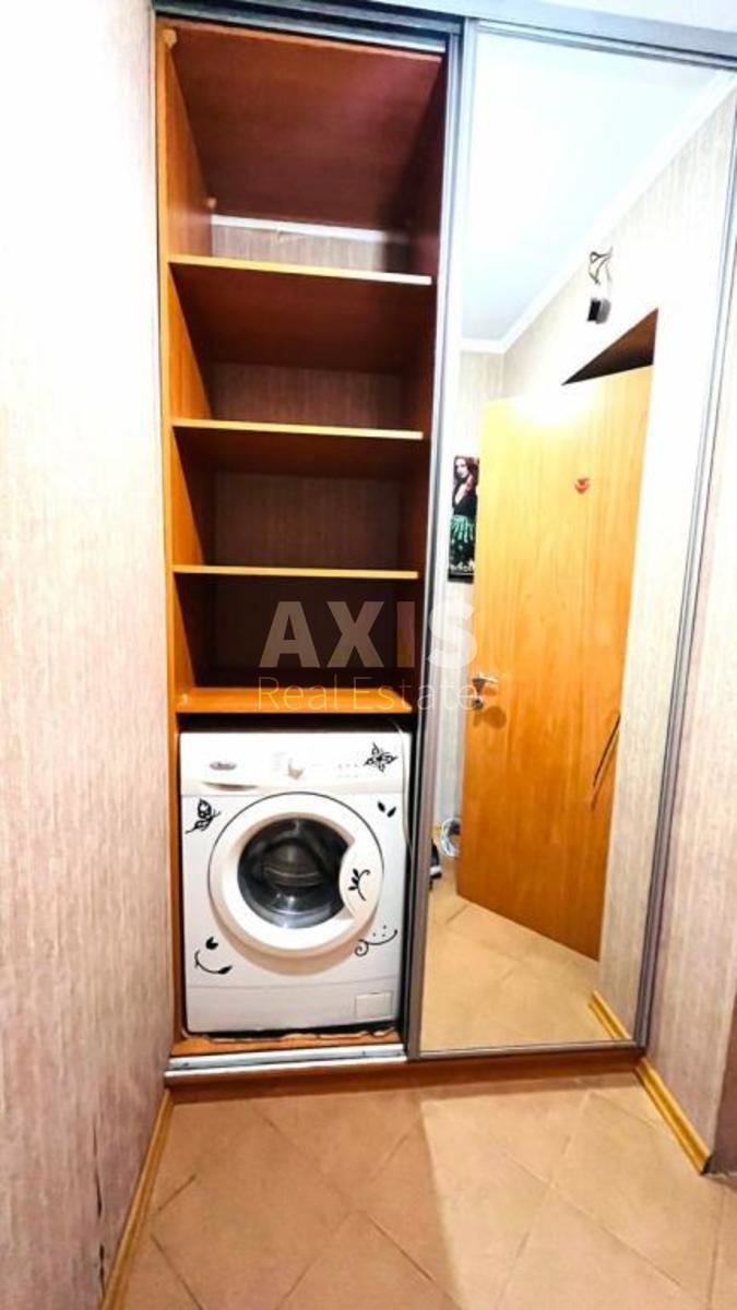 1k apartment vul. Alma-Atyns'ka 64а3