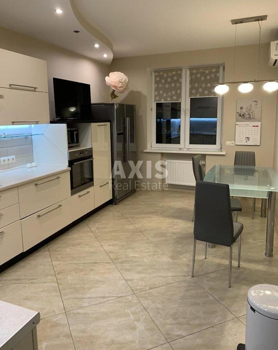 3k apartment vul. Dmytrivs'ka 750