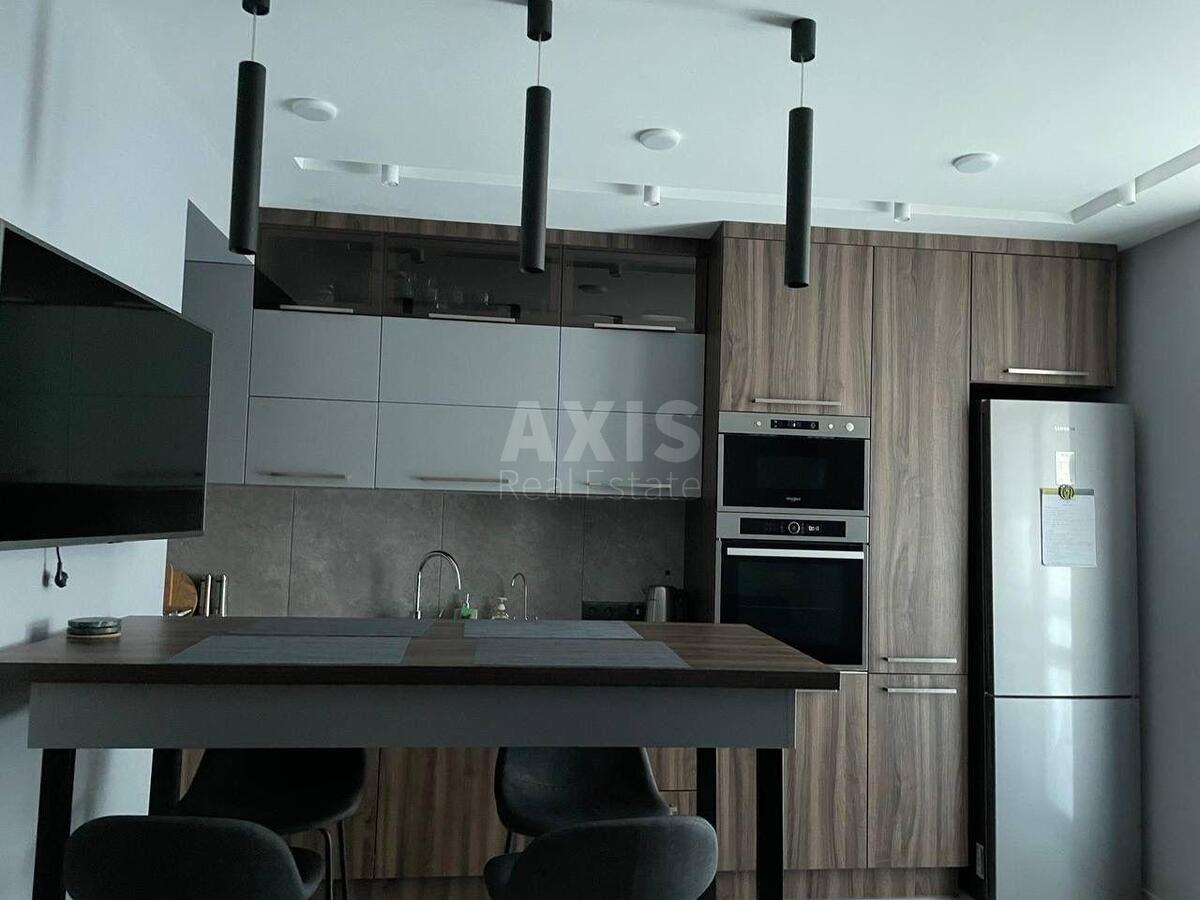 2k apartment vul. Lypkivs'kogo Vasylja Mytropolyta 37Г0