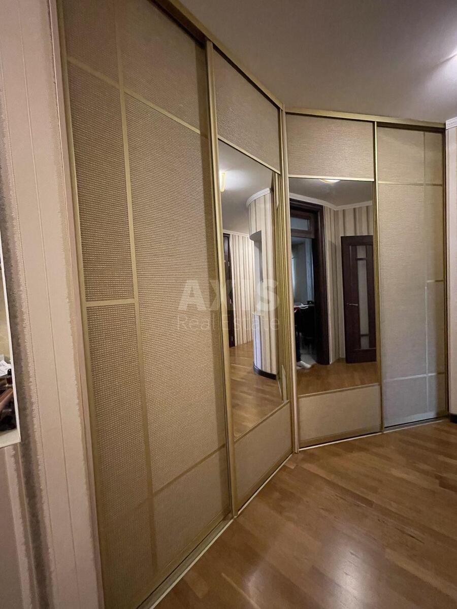 2k apartment pr-t Bazhana Mykoly 1М605769