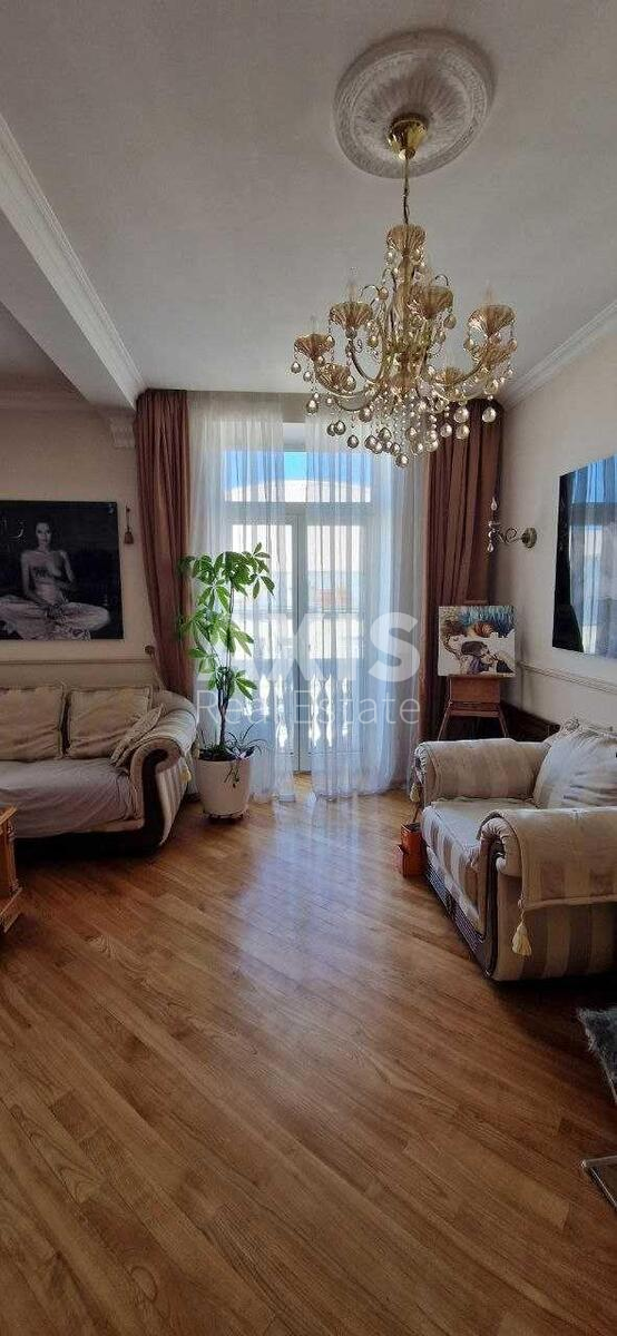 3k apartment vul. Pushkins'ka 206