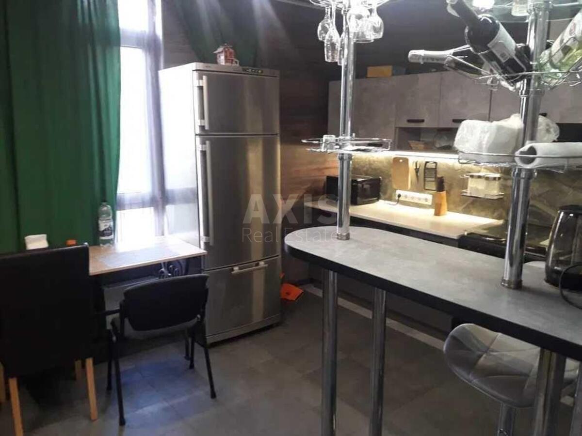 2к квартира пр-т Любомира Гузара 11563940