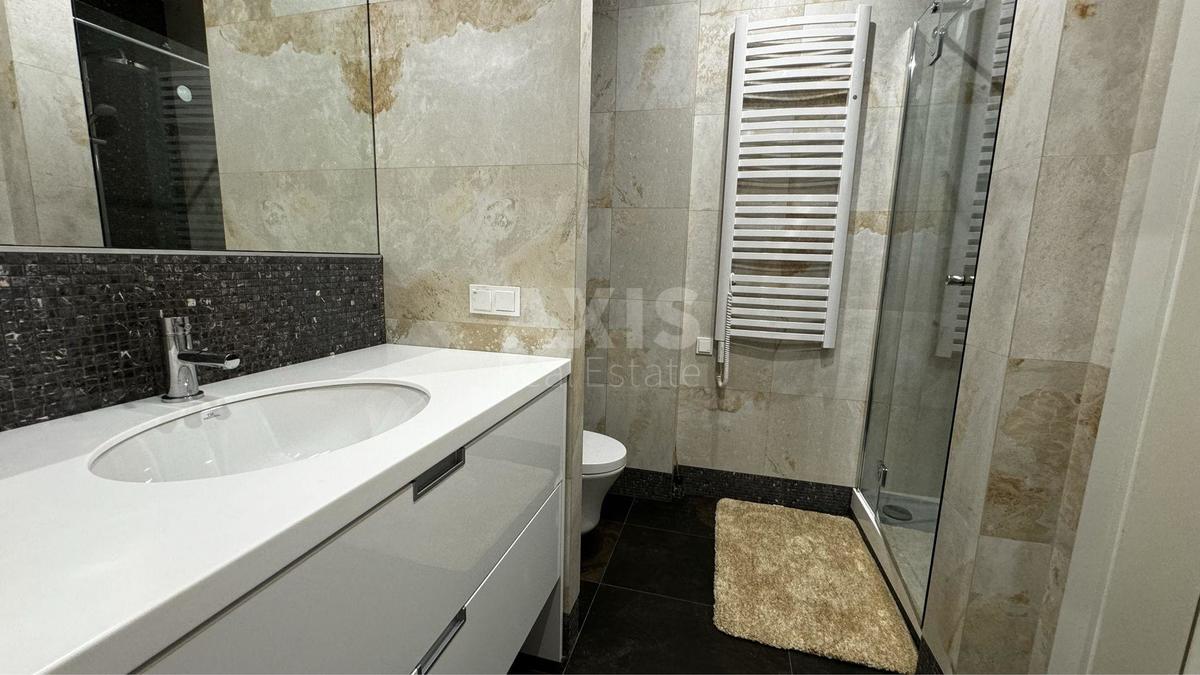 2k apartment vul. Strutyns'kogo Sergija 26
