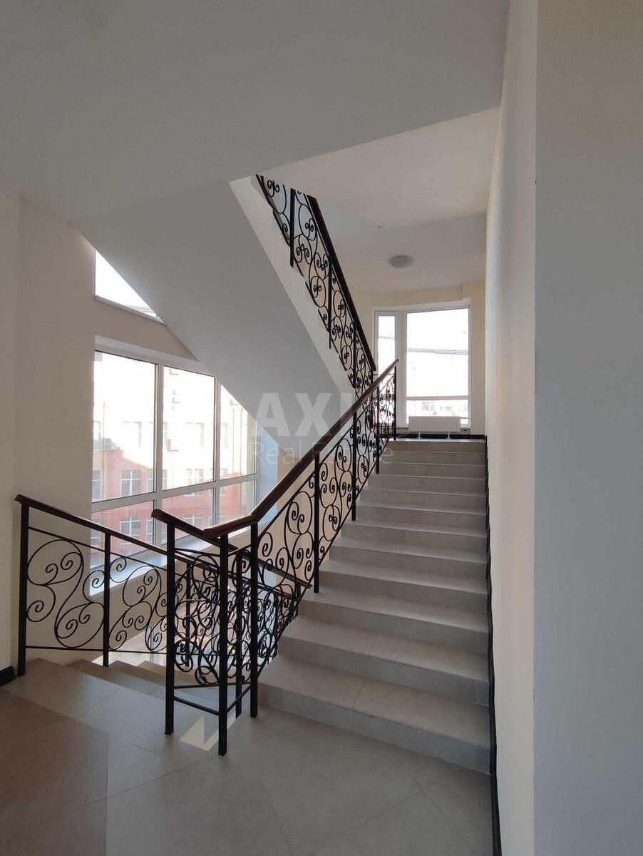 Office vul. Glybochyc'ka 17, 102m2567934