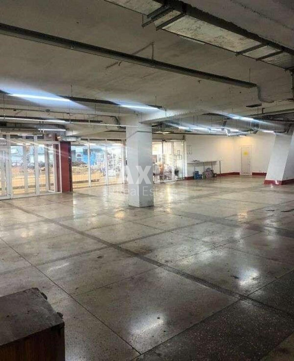 Офис ул. Сагайдачного Петра 11, 450м2