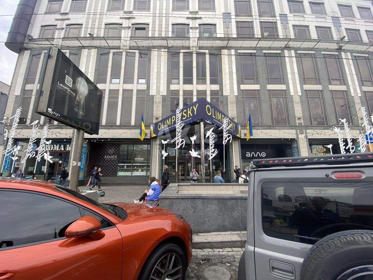 Office vul. Velyka Vasyl'kivs'ka 72, 190m2