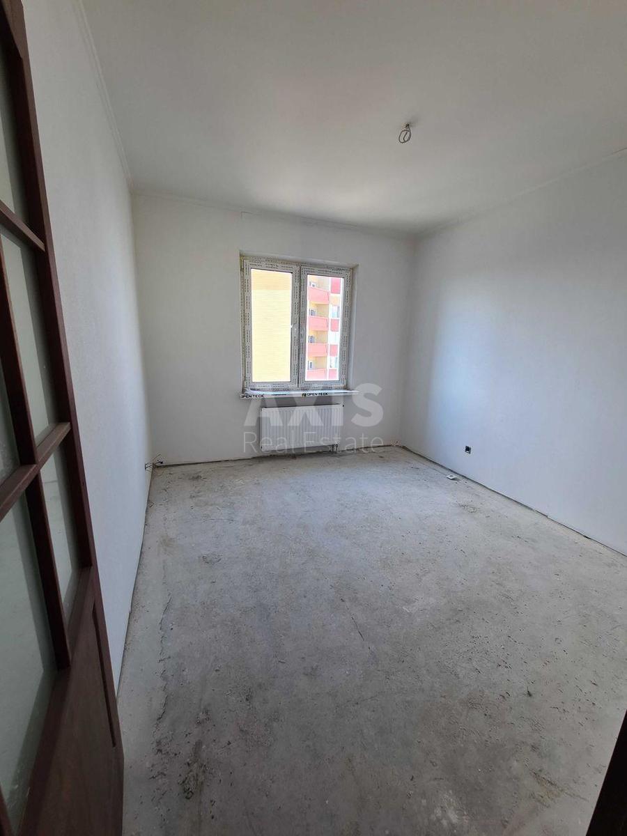 3k apartment pr-t Glushkova Akademika 63