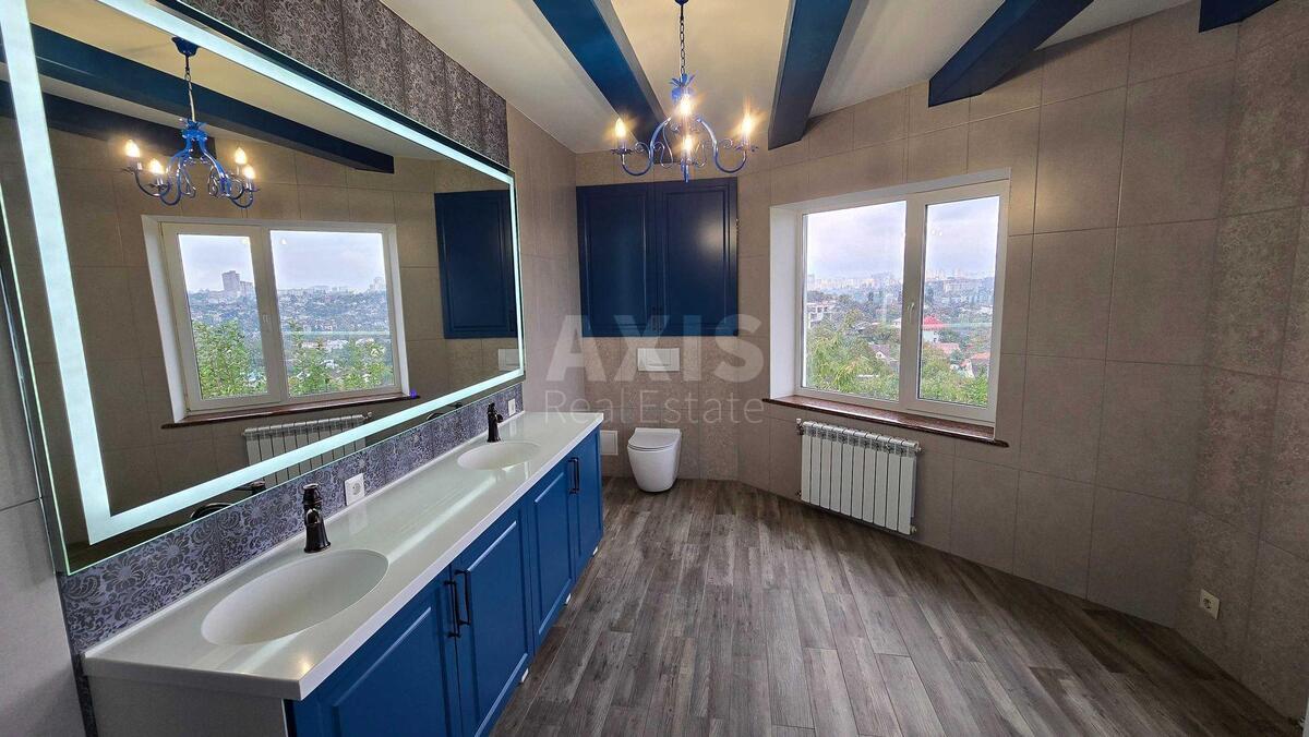 House vul. Kozac'ka, 200m2, Kyiv city6249712