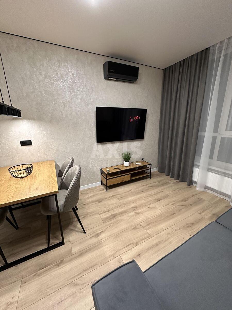 1k apartment vul. Rodyny Kristeriv 162
