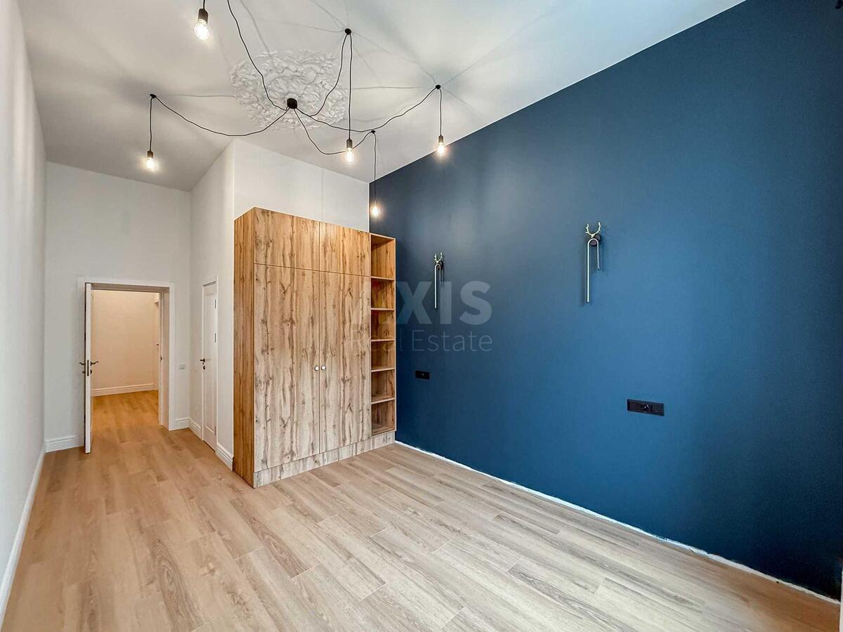 4k apartment prov. Shevchenka 13/21573253