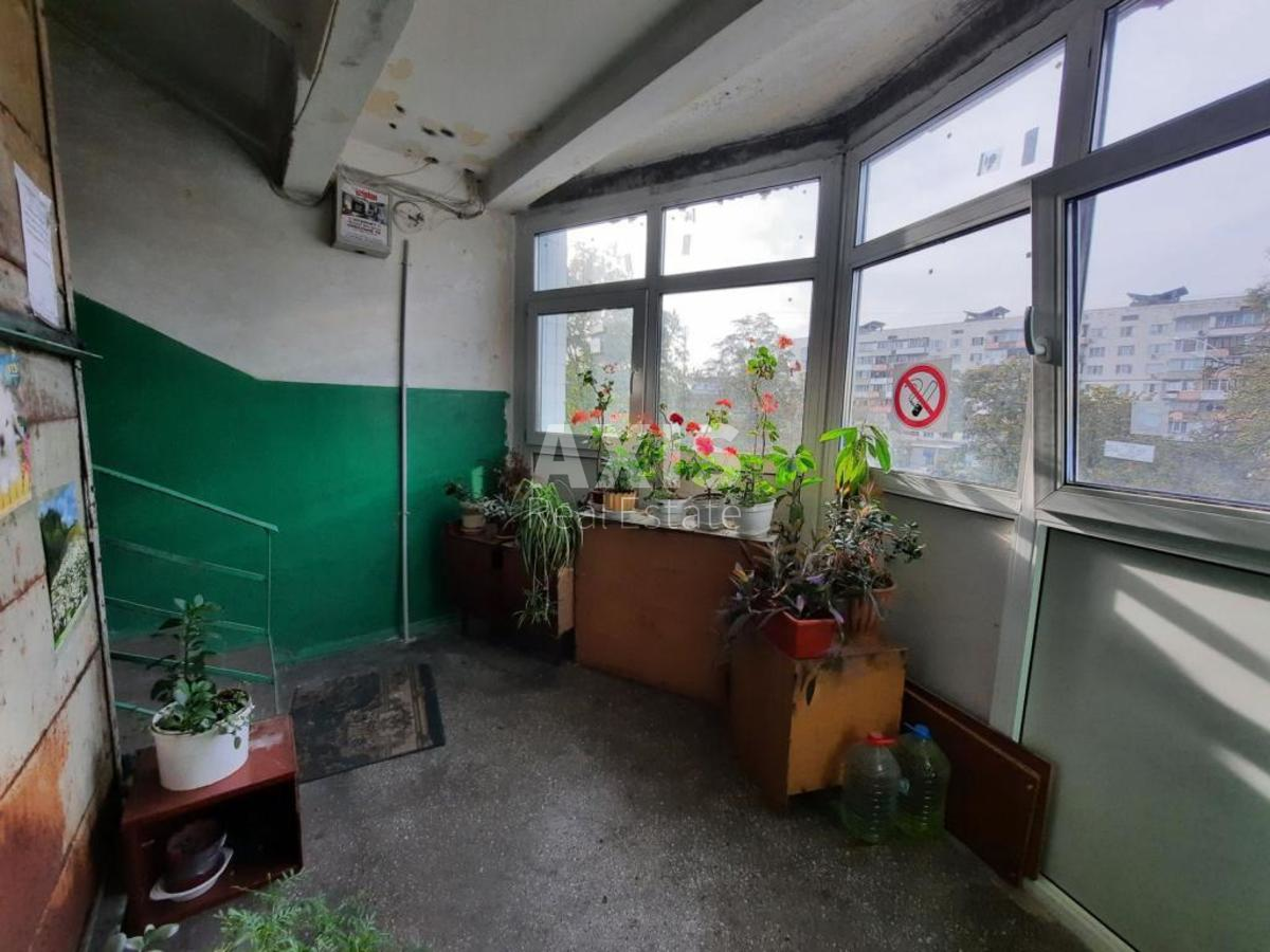 1k apartment pr-t Golosii'vs'kyj 8912