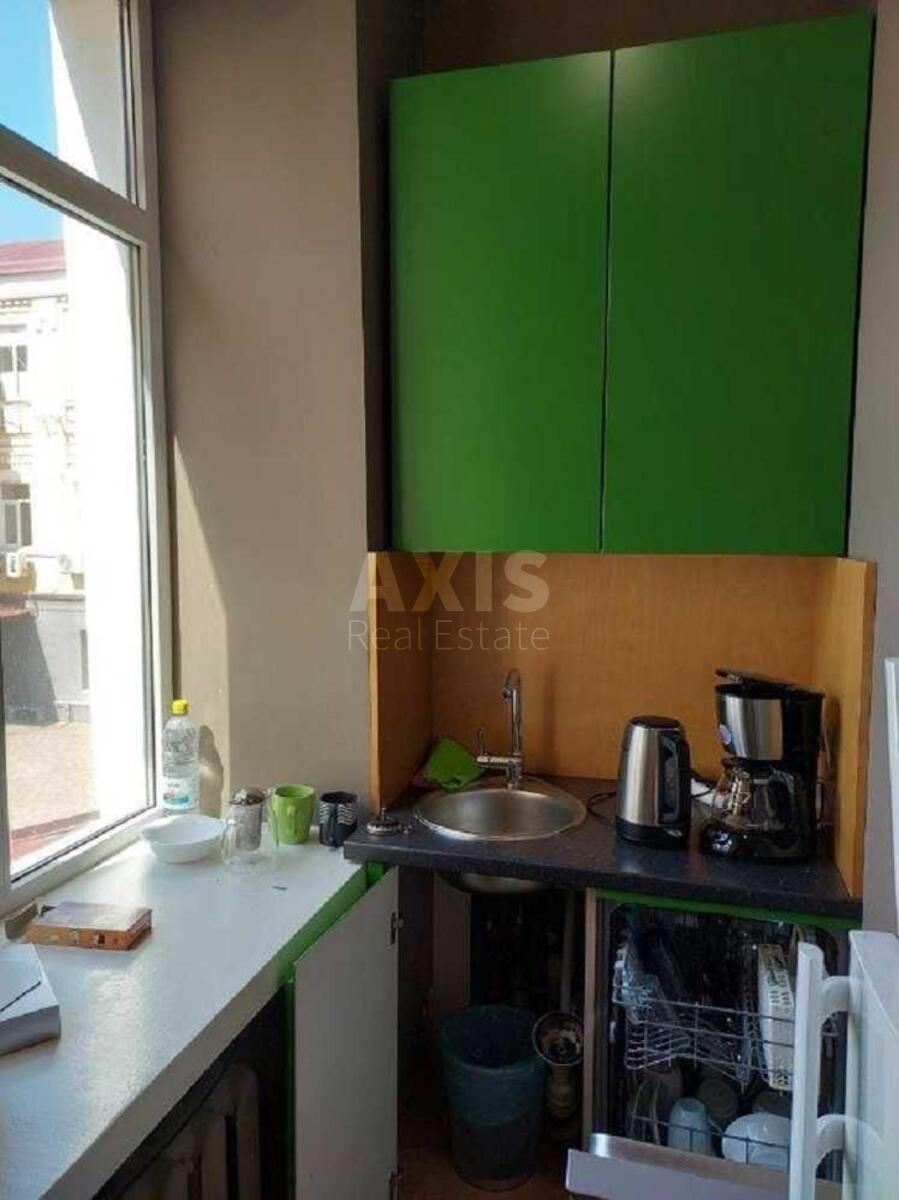 Office vul. Verhnij Val 16, 210m25754010