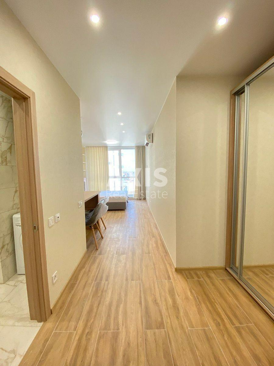 1k apartment vul. Central'na 19559195